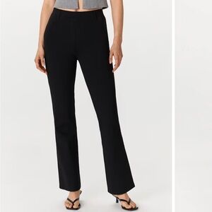 NWT Quince Ultra-Stretch Ponte Bootcut Pants Black M